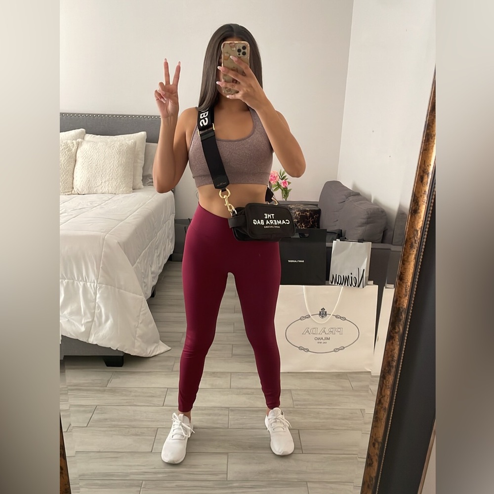 Nike Dry-Fit Burgundy Leggings - Picture 3 of 4